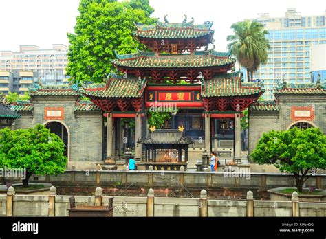  Ancestral Temple Foshan: Świątynia Odkrycia i Tradycji!